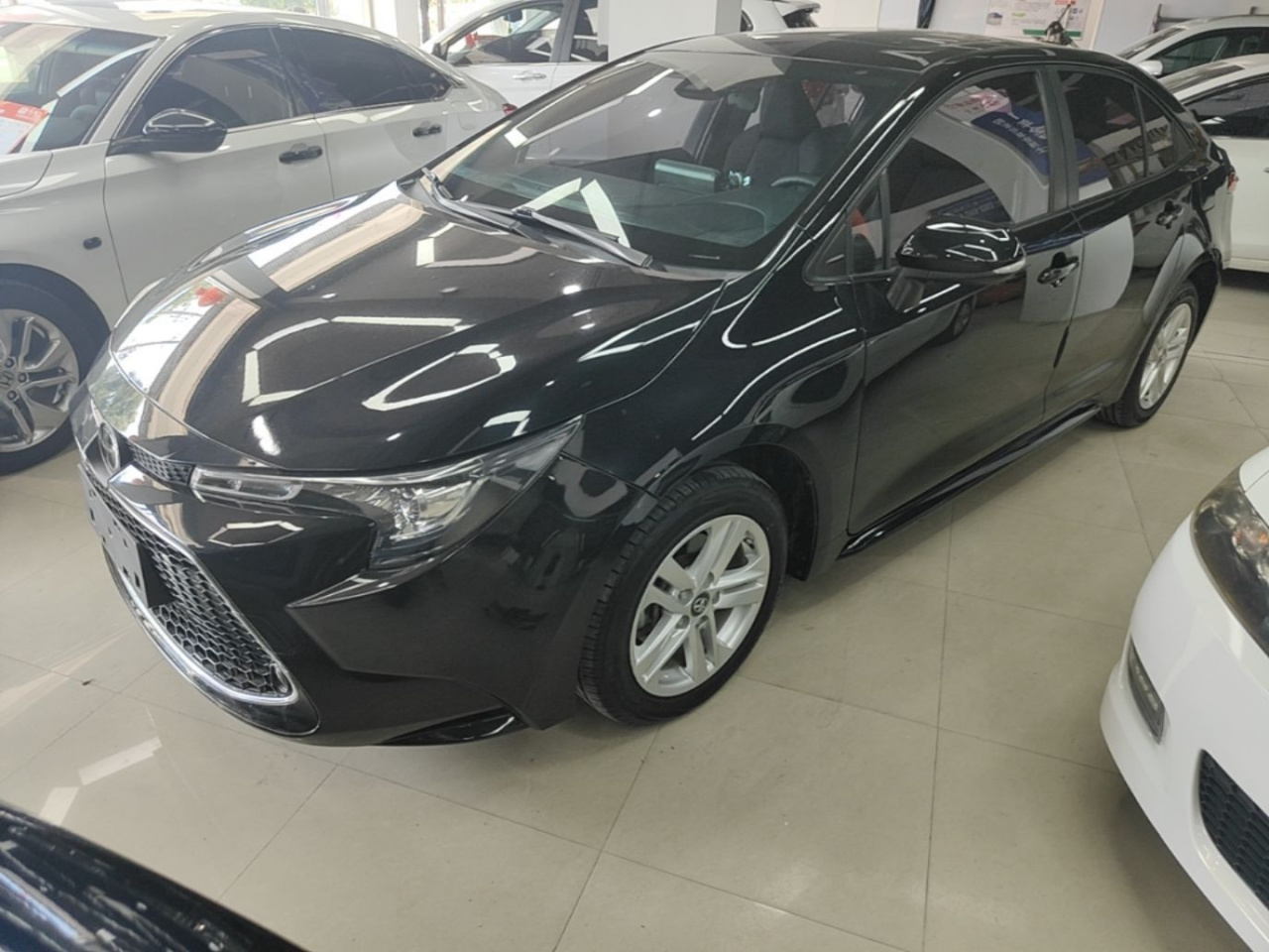 Levin 2021 185T CVT Luxury