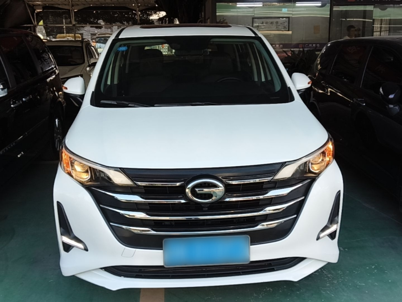 GAC Trumpchi M6 2019 270T AT Exclusive 7-Seater China V photo 2