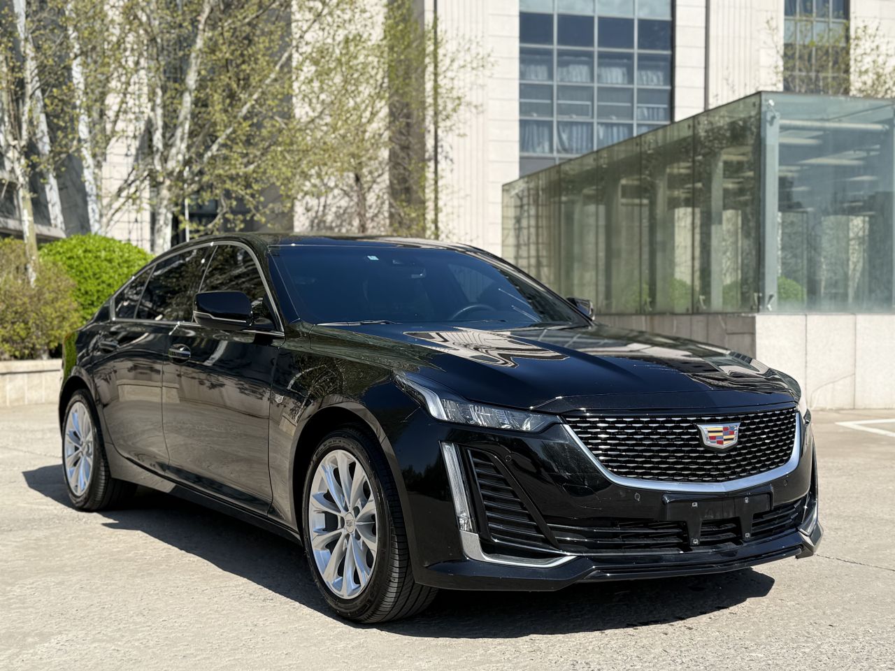 CT5 2022 28T Luxury Standard photo 3