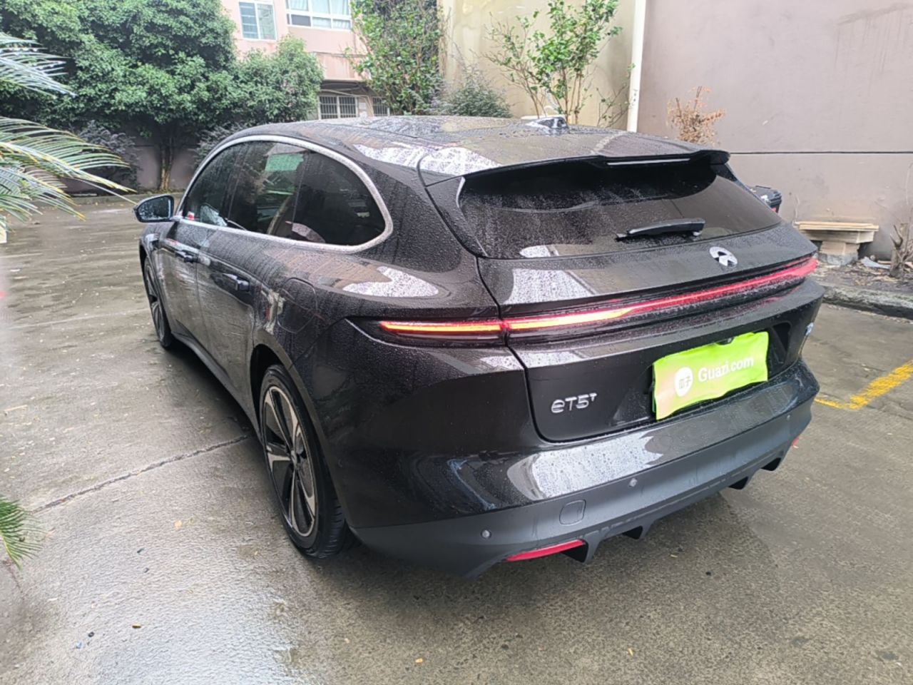 ET5T 2024 75kWh Touring photo 4