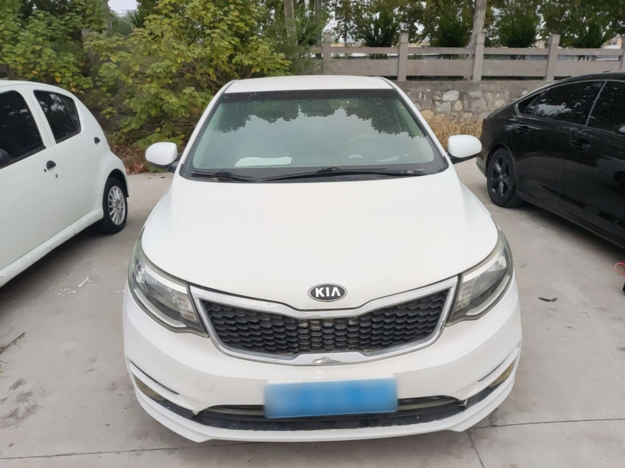K2 2015 Sedan 1.4L MT GLS photo 2