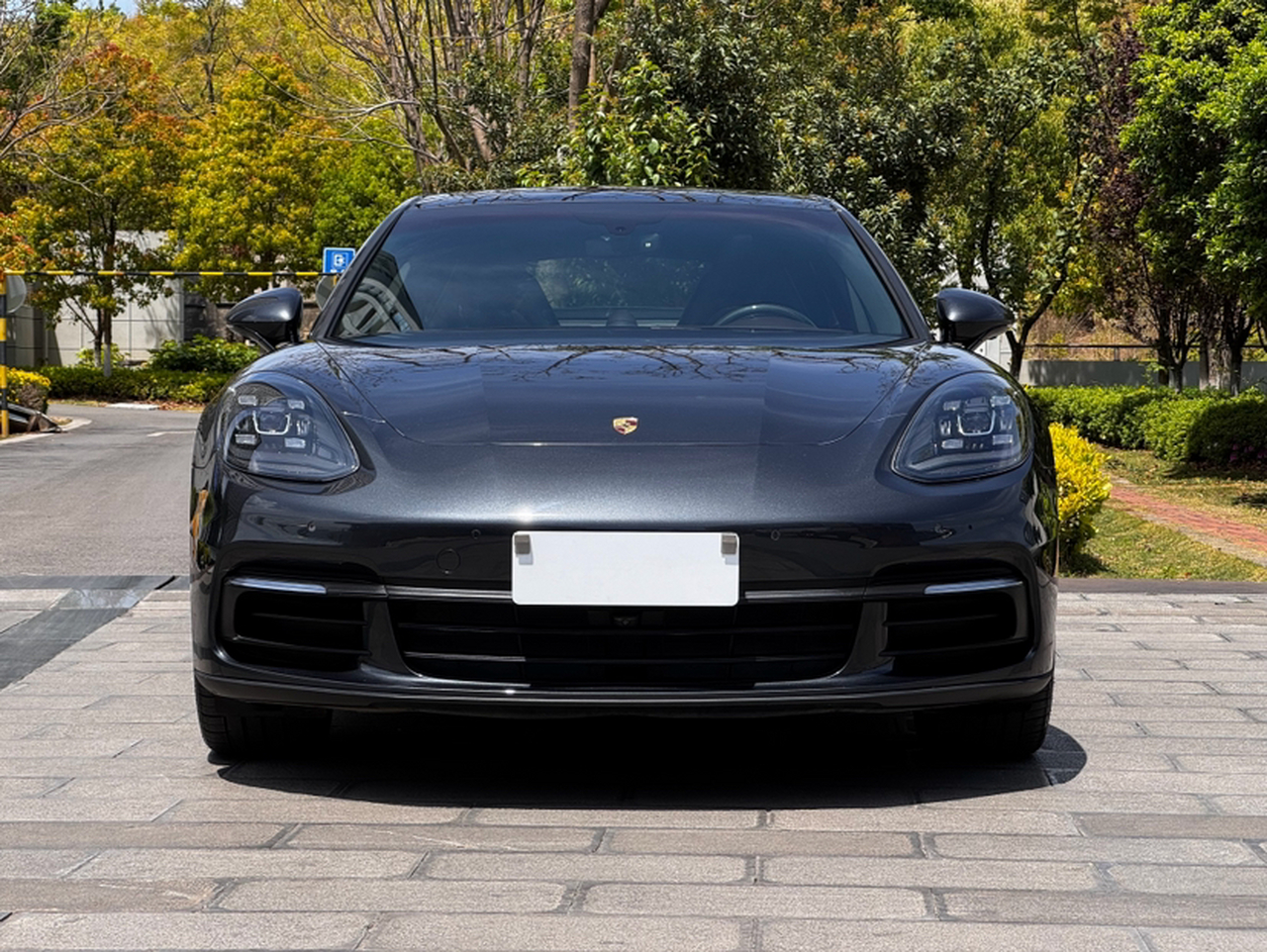 2017 Panamera 3.0T photo 4