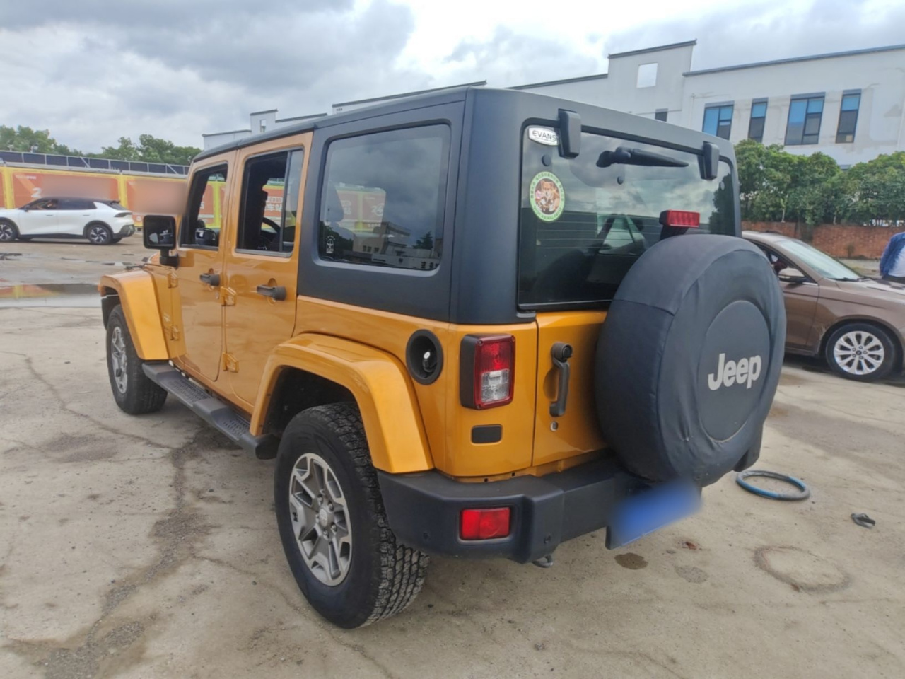 Wrangler 2014 3.0L Sahara 4-Door photo 4