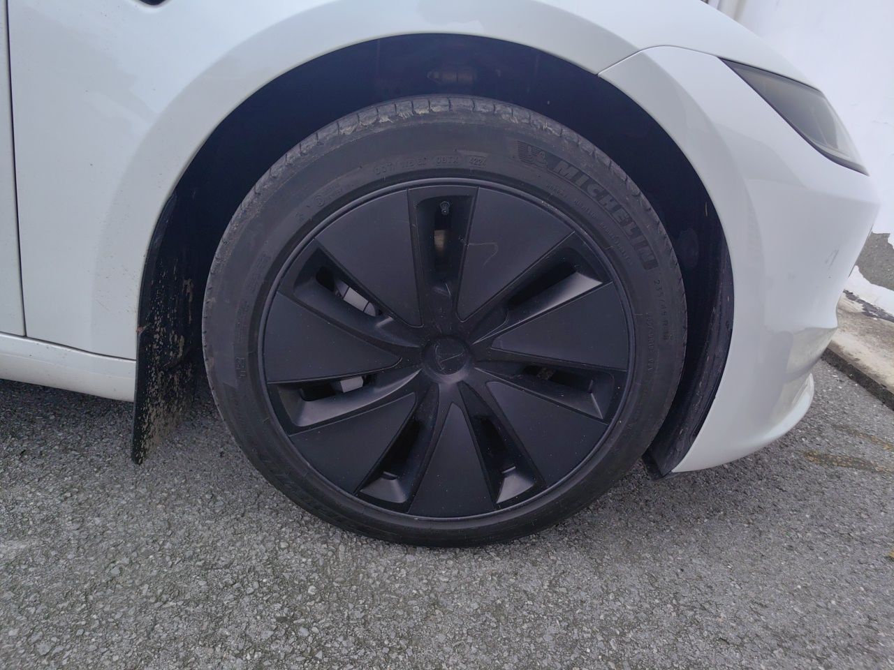 Model 3 2023 Long Range AWD photo 5