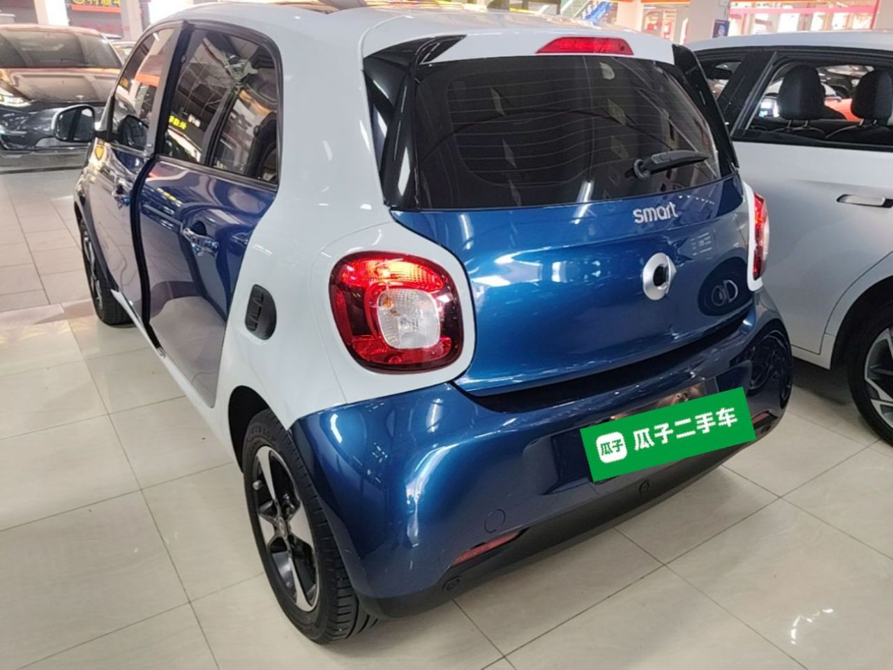 forfour 2018 1.0L 52 photo 4