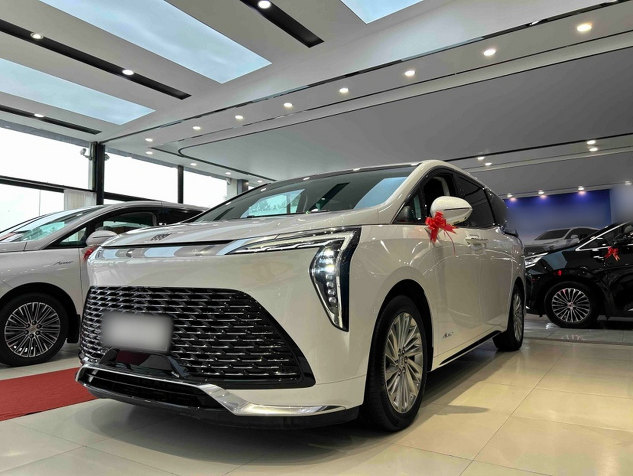 2023 2.0T 6-Seater