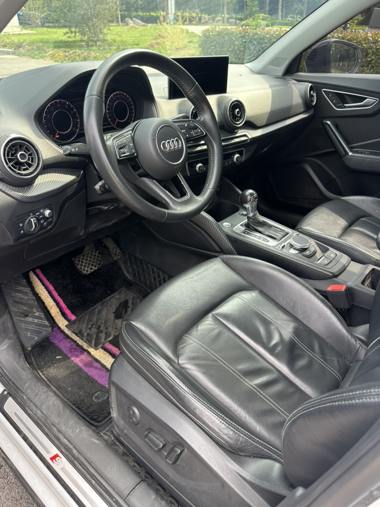 Q2L 2020 35 TFSI Luxury Dynamic photo 4