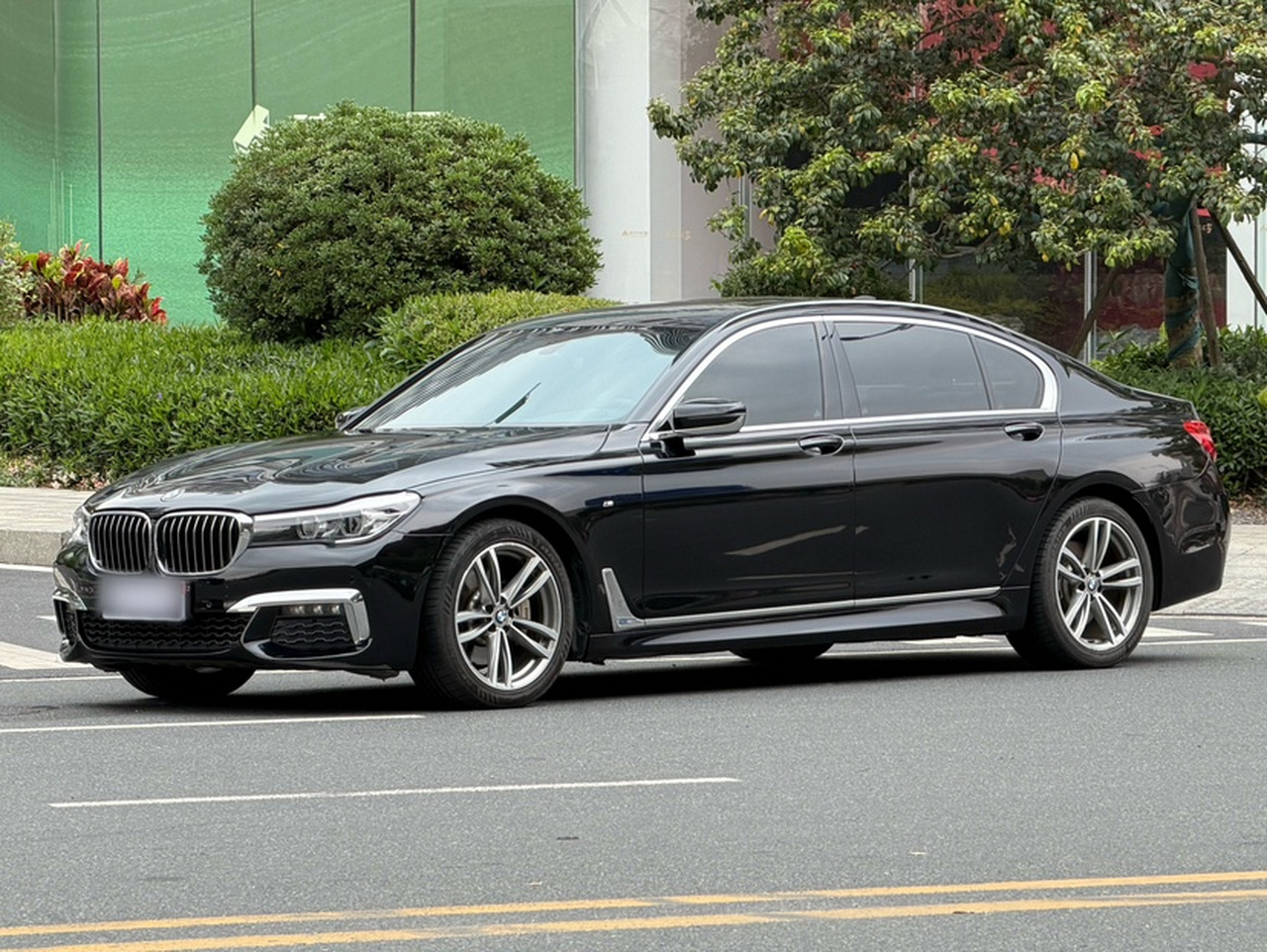 7 Series 2018 730Li Leading M Sport Package
