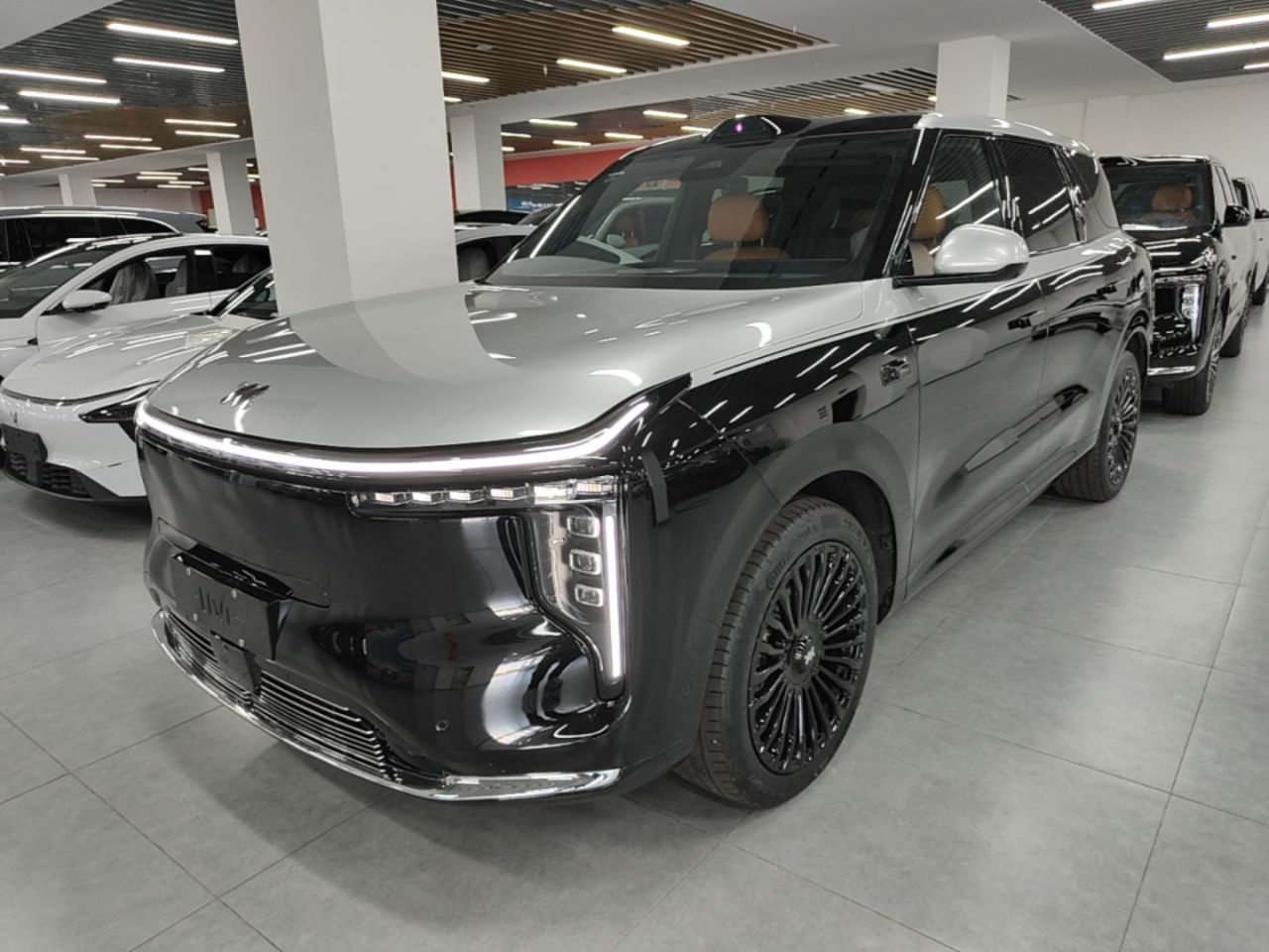 IM Motors LS8 2026 52 Max+ Tech Flagship 5-Seater