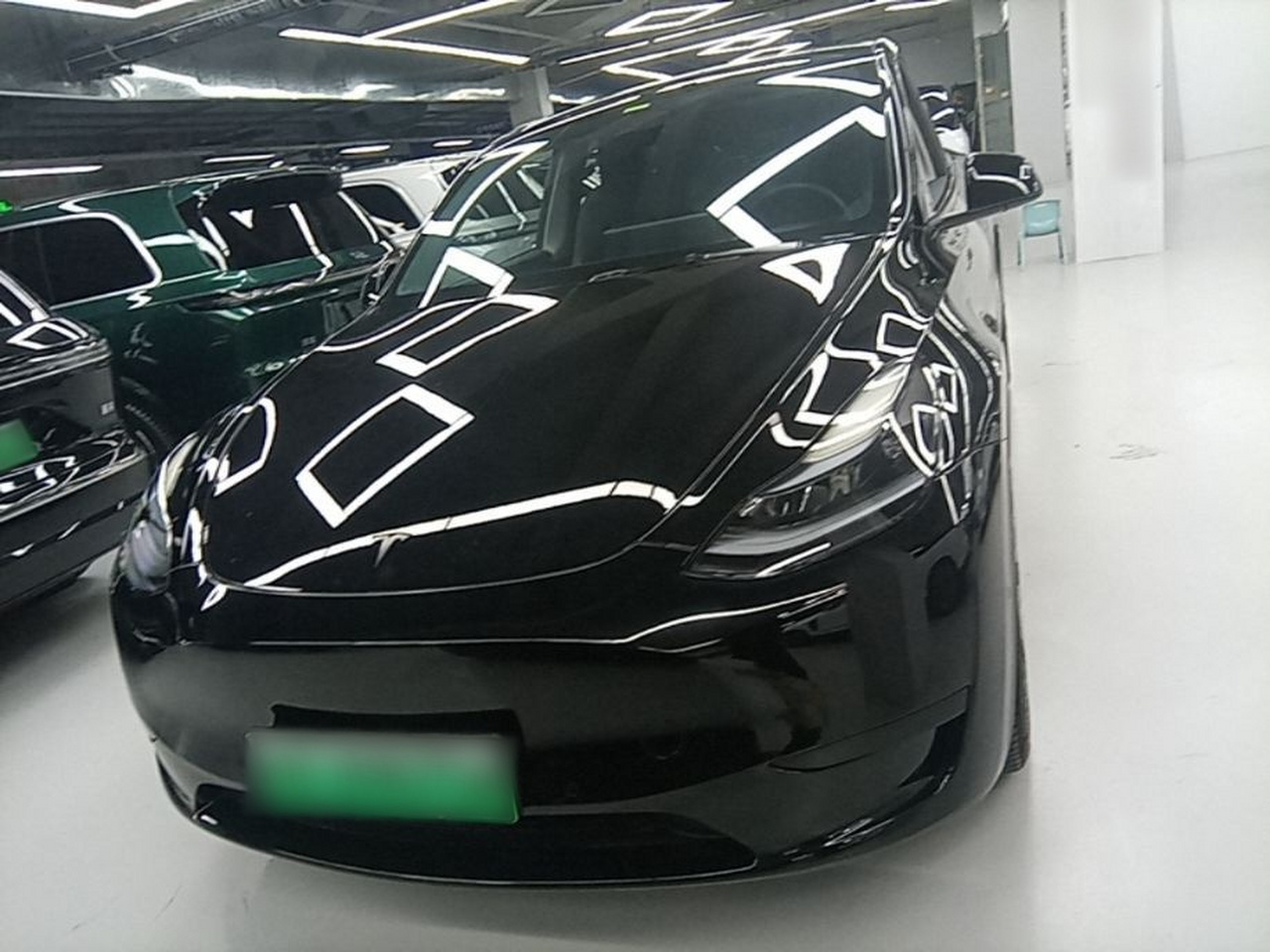 Model Y 2022 Facelift RWD photo 2