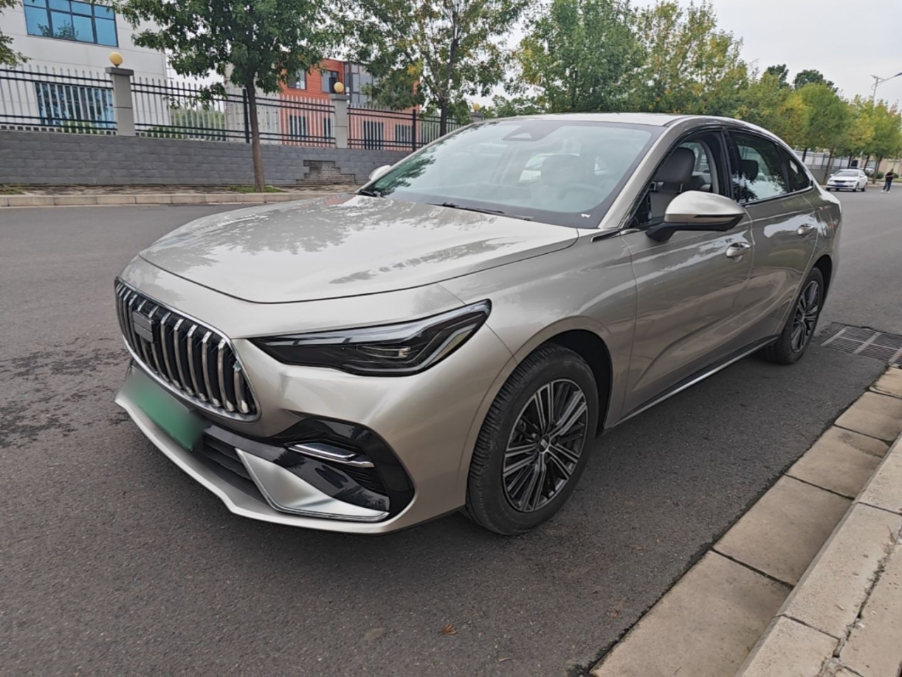 Galaxy Starlight 6 2026 125km Explorer +