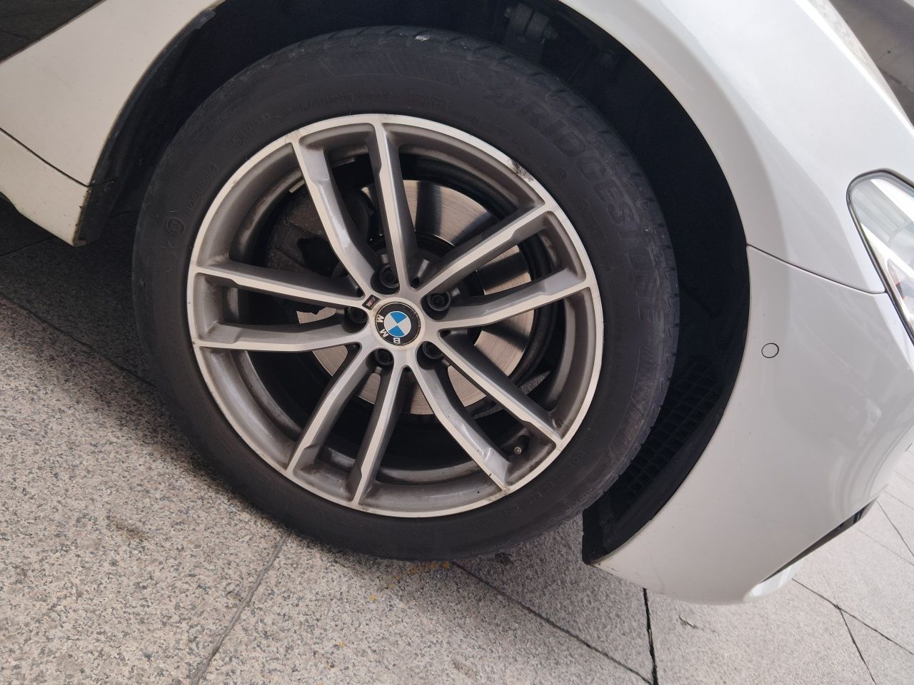 5 Series 2019 525Li M Sport Package photo 5