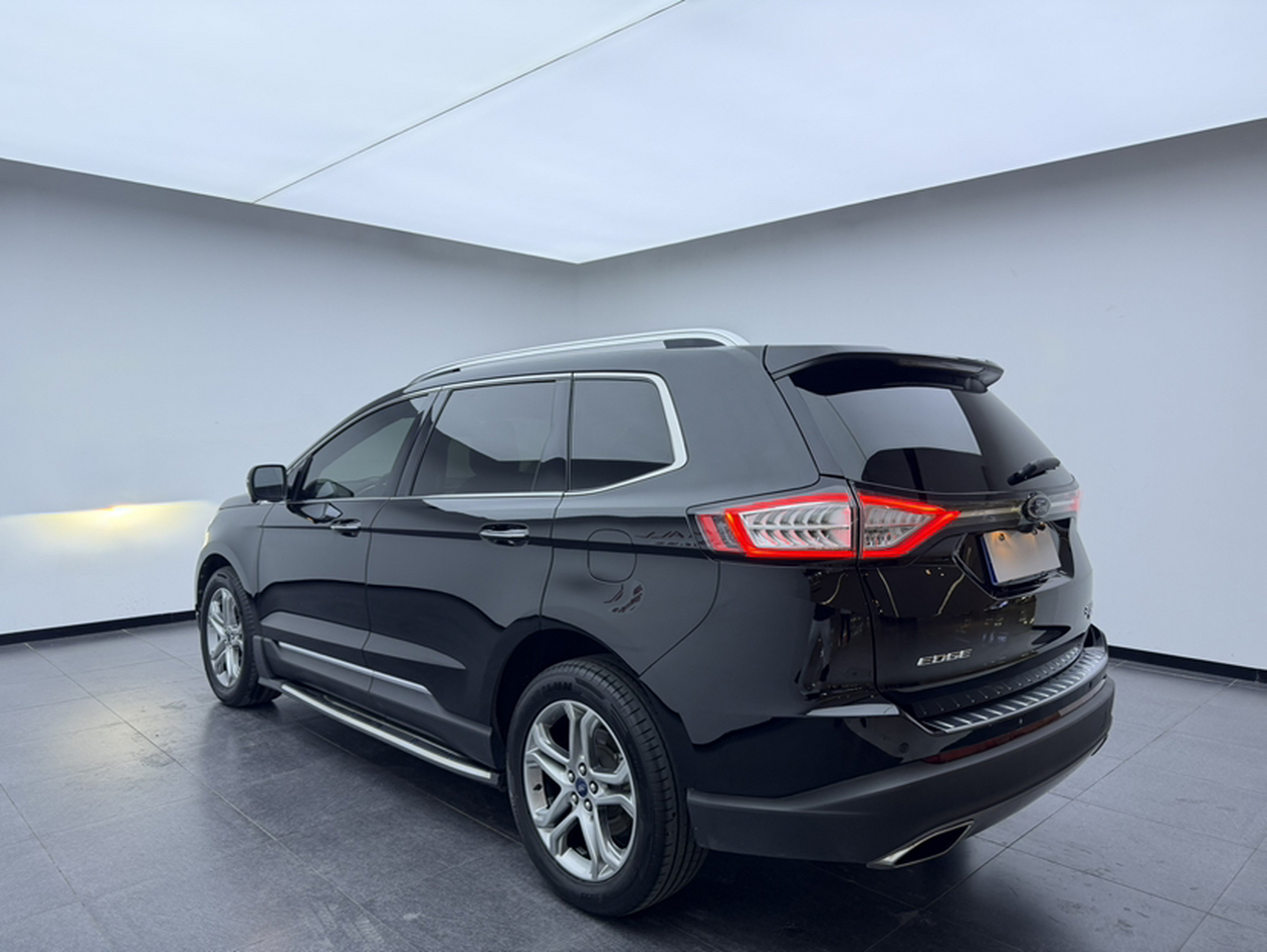 Edge 2018 EcoBoost 245 RWD 7-Seater China V photo 4