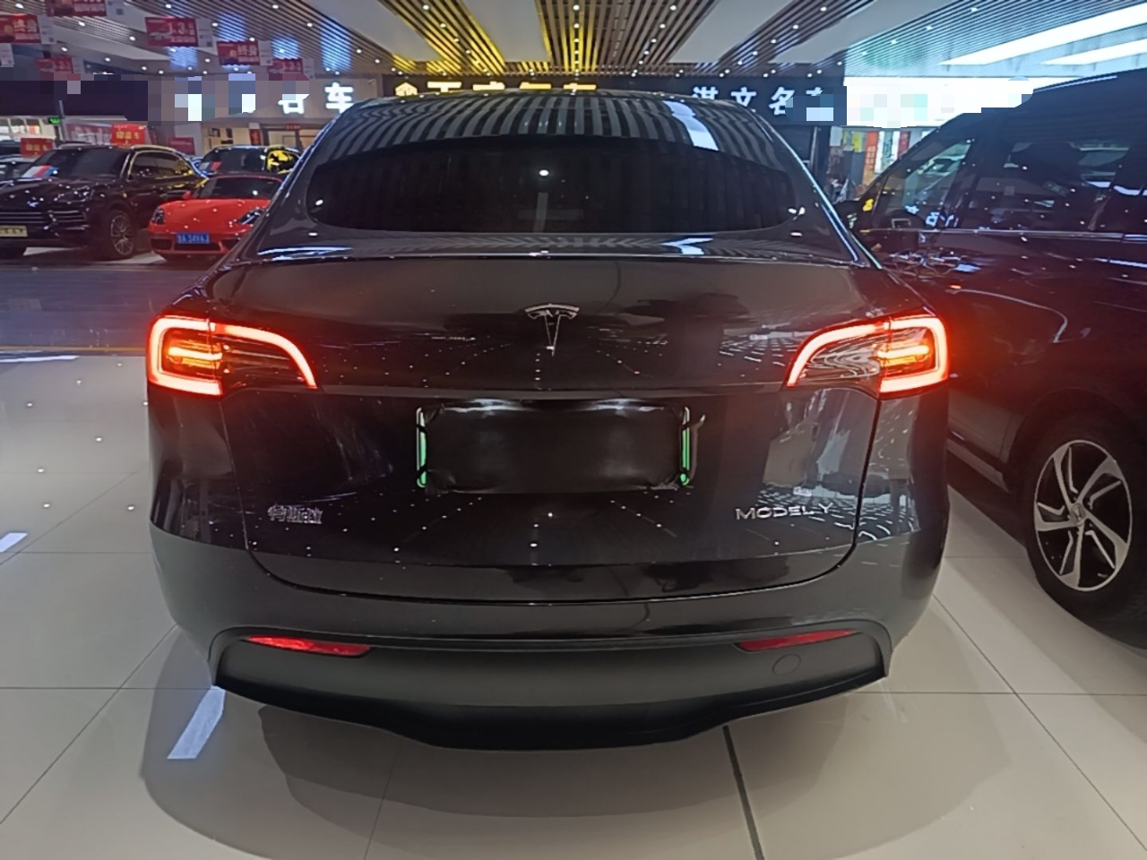 Model Y 2024 RWD photo 5