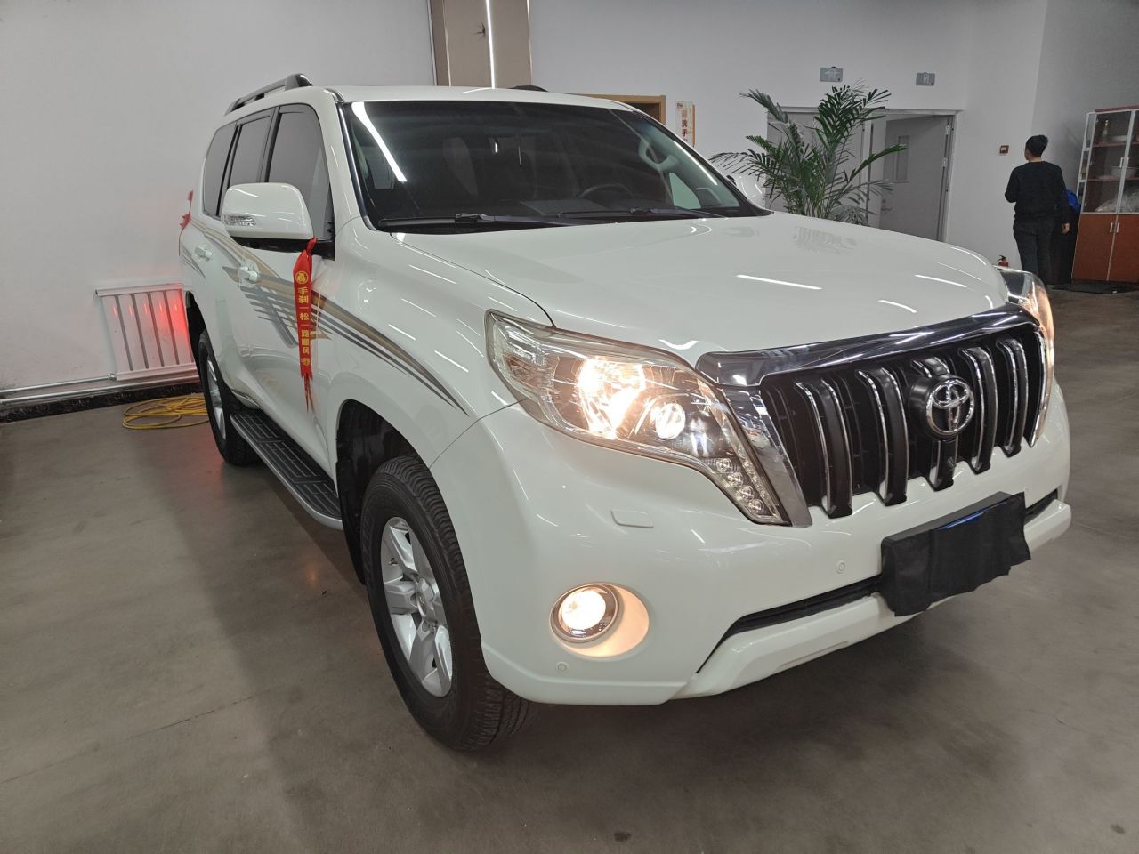 Prado 2016 3.5L AT TX-L photo 3