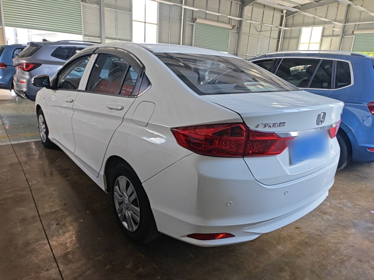 2015 1.5L CVT Comfort photo 4
