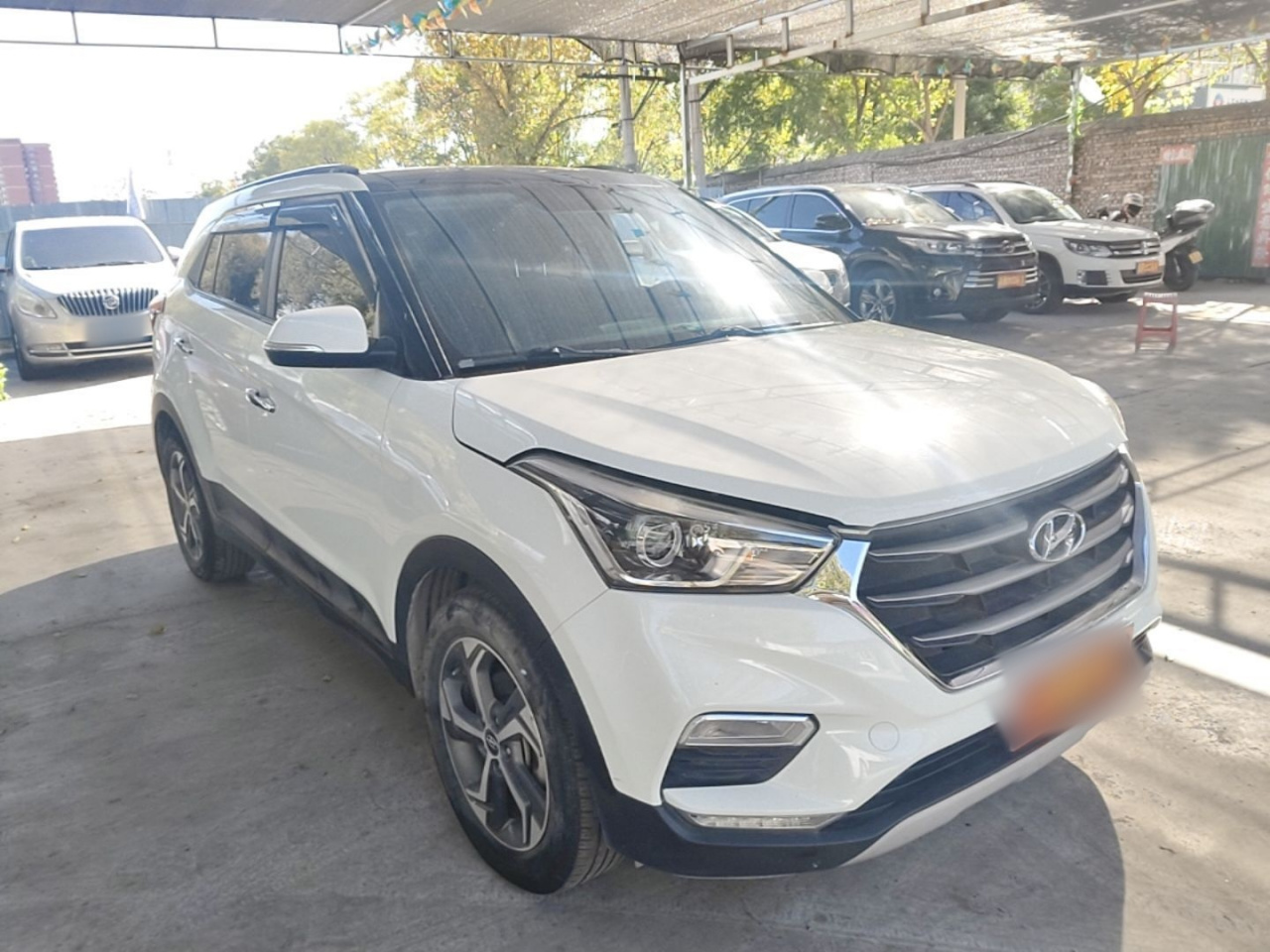 ix25 2017 1.6L AT Smart photo 3