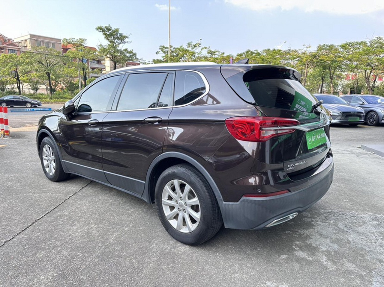 Envision 2020 20T RWD Elite photo 2