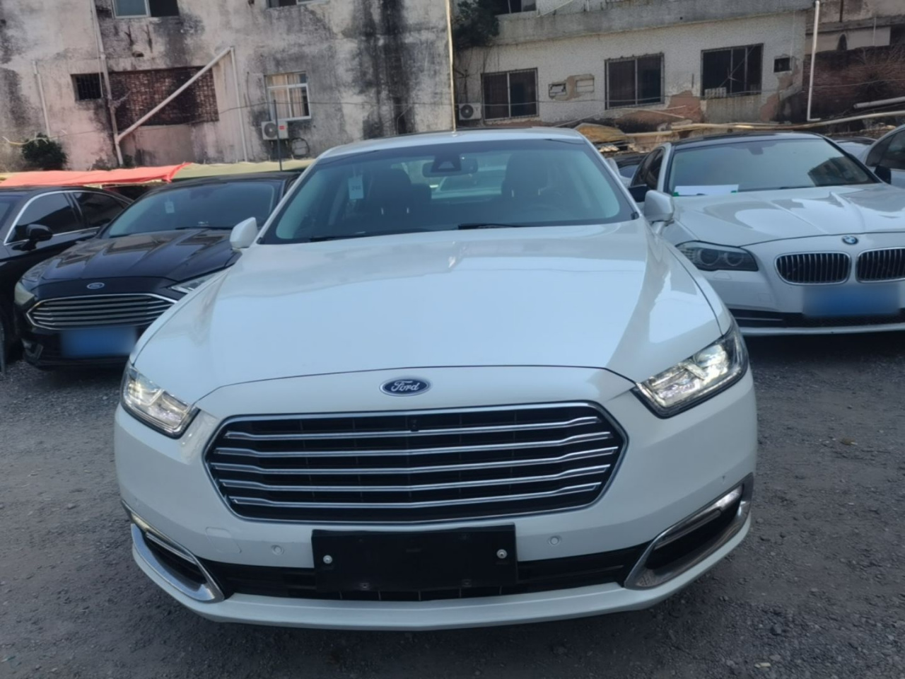 Taurus 2018 EcoBoost 245 Excellence China V photo 2