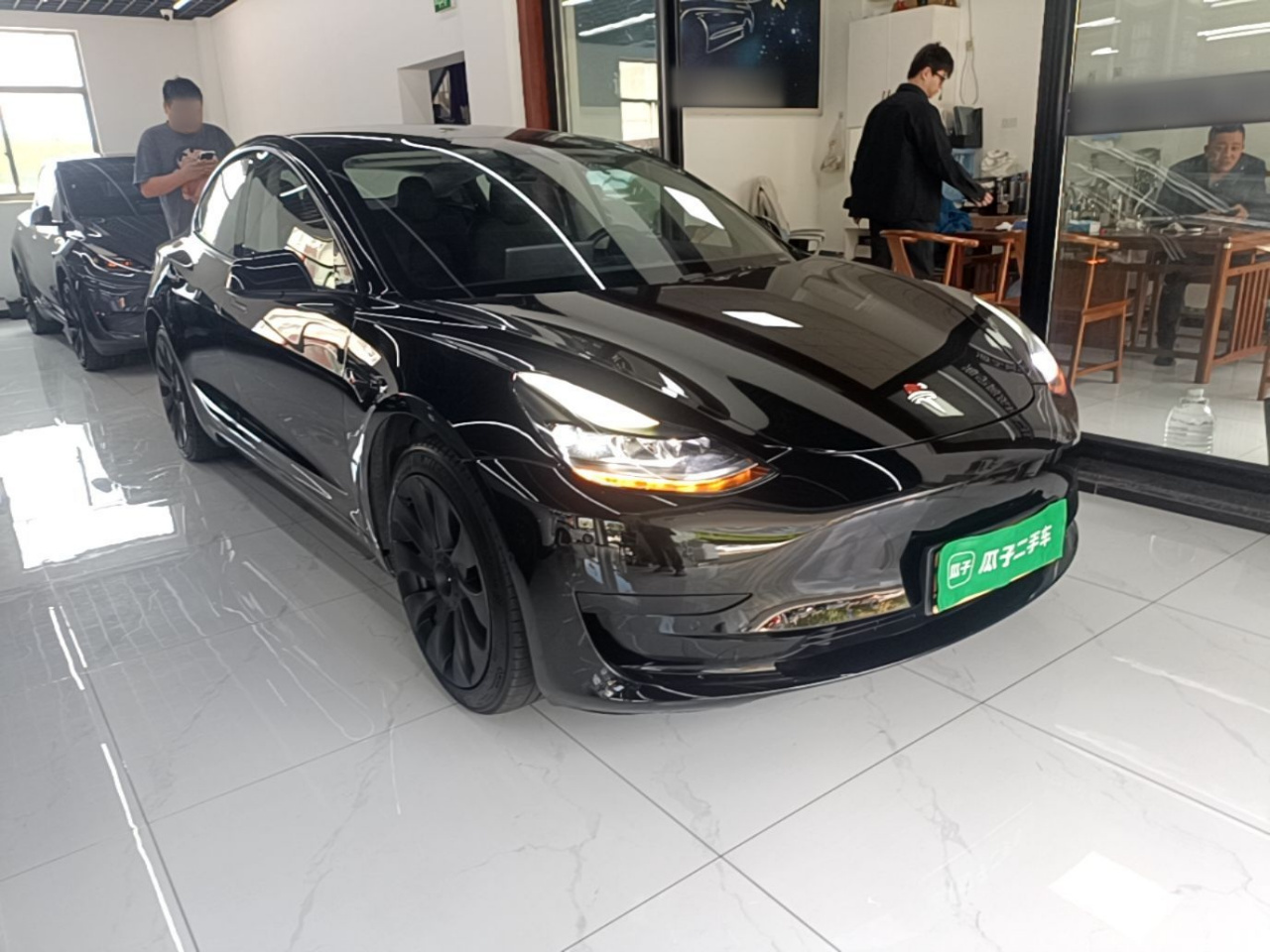 Model 3 2021 Standard Range RWD Upgraded photo 3
