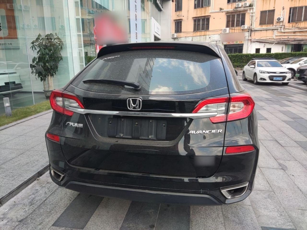Avancier 2017 240TURBO RWD Luxury photo 5