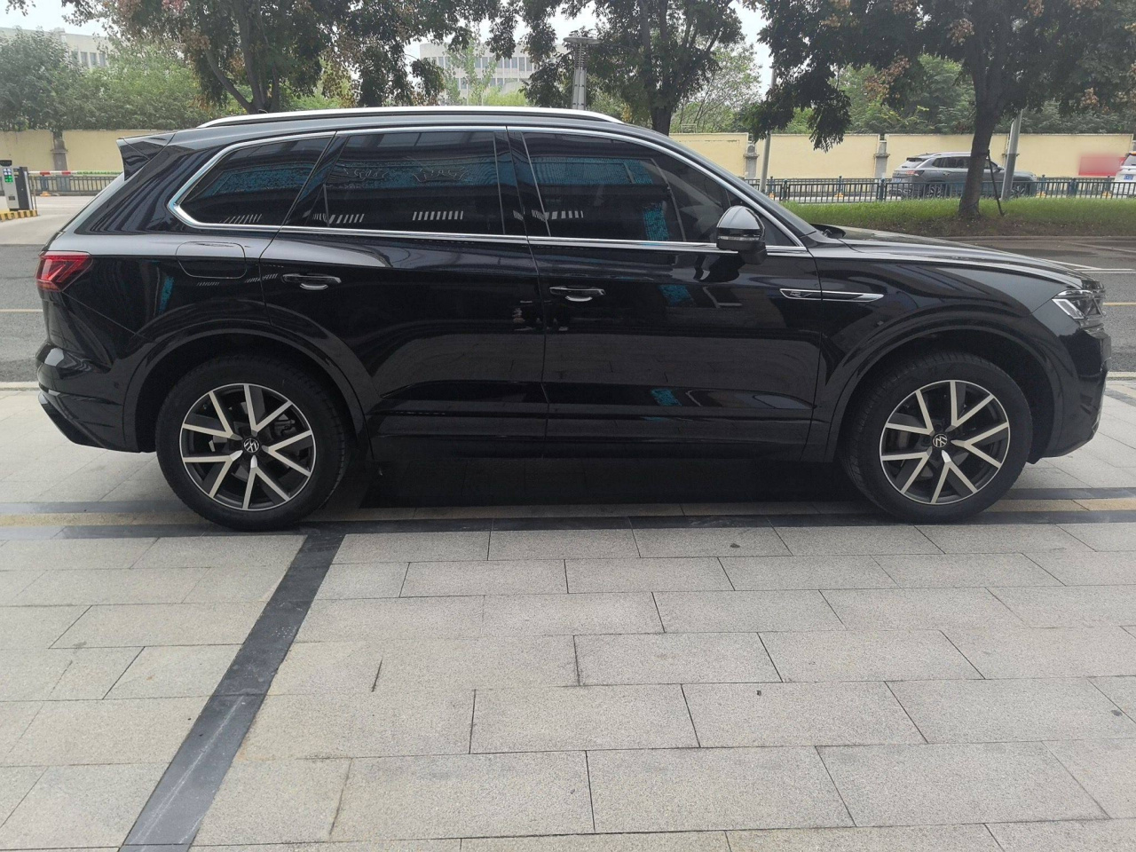 Touareg 2022 3.0TSI Classic Sport Package photo 4