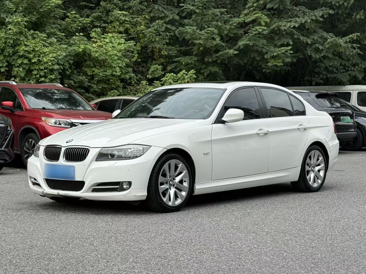 3 Series 2012 320i Luxury photo 2