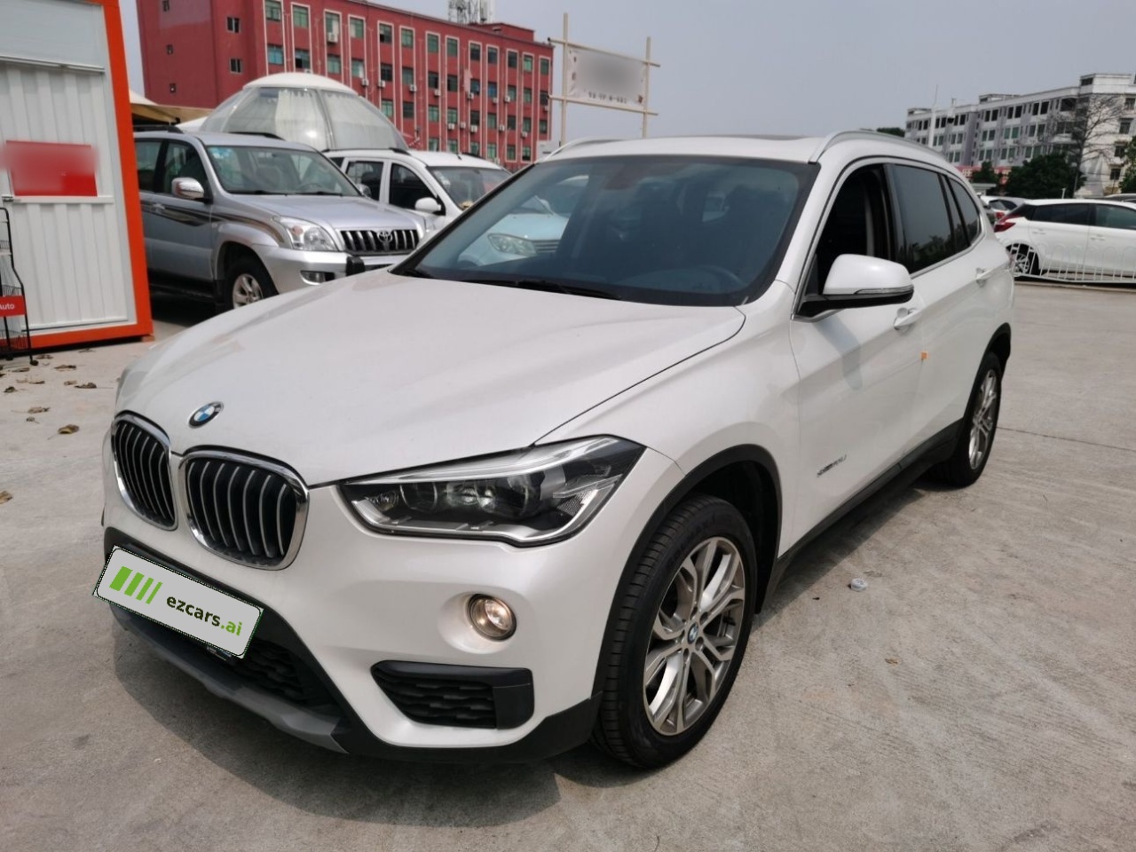 X1 2018 sDrive20Li Leading