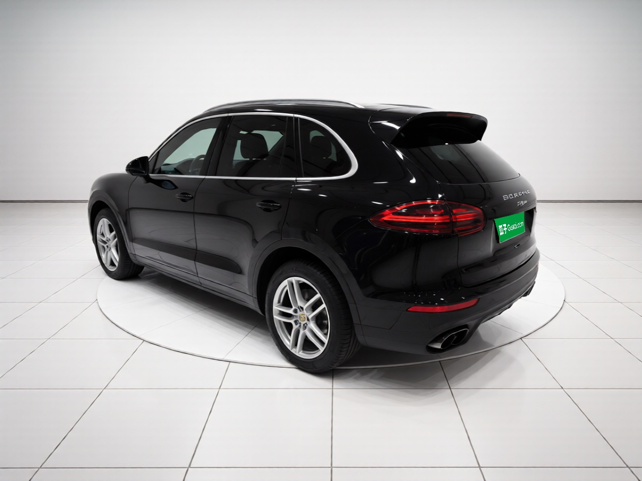 2016 Cayenne Platinum Edition 3.0T photo 4