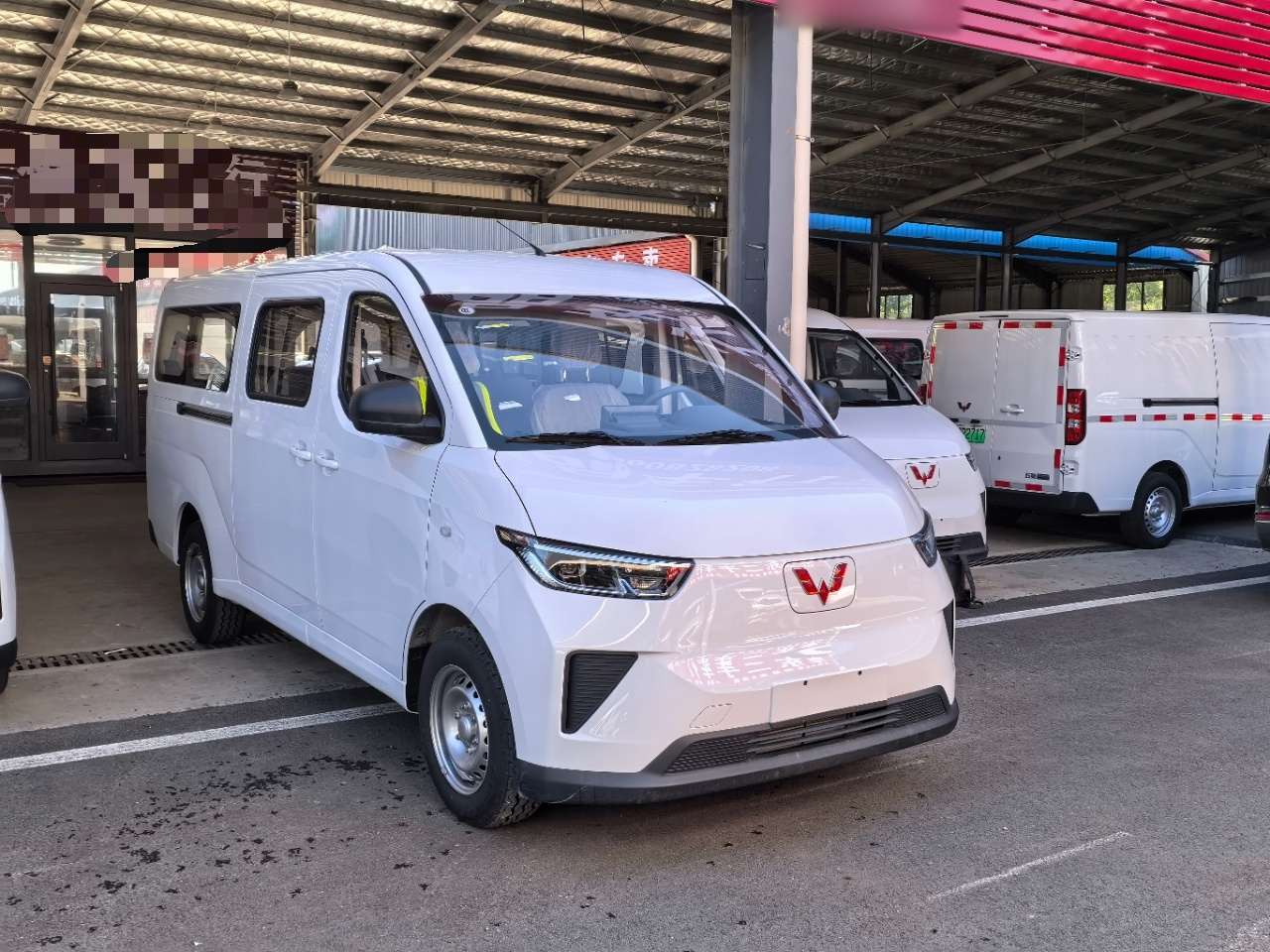 Wuling 2026 330km Bus Comfort photo 3