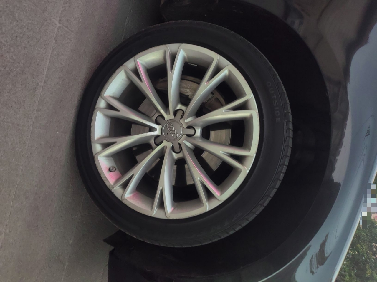 A8 2013 A8L 45 TFSI quattro Comfort photo 2