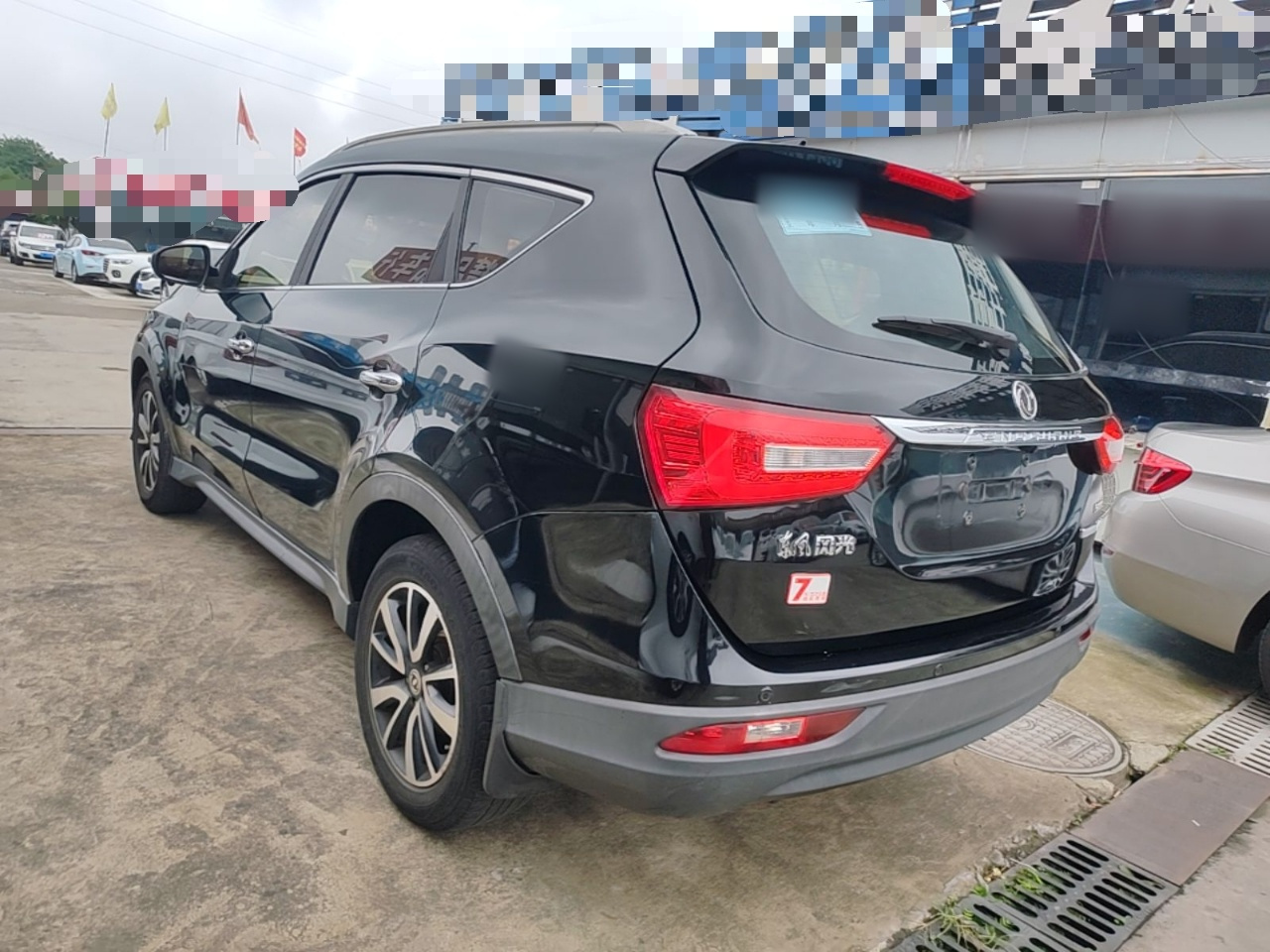 Fengon 580 2017 1.5T MT Luxury photo 4