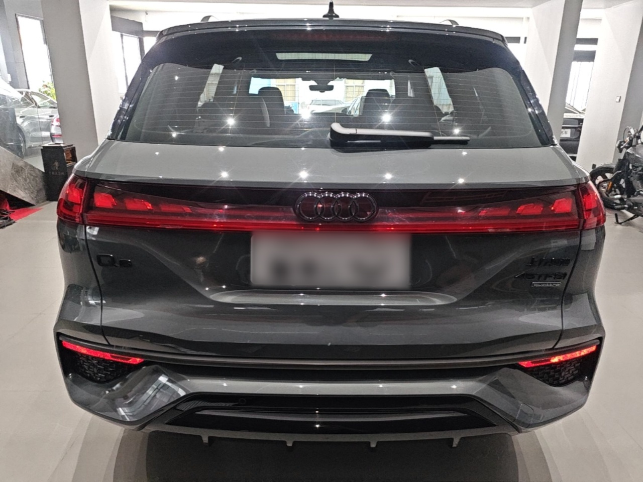 Q6 2023 45 TFSI quattro Light photo 5