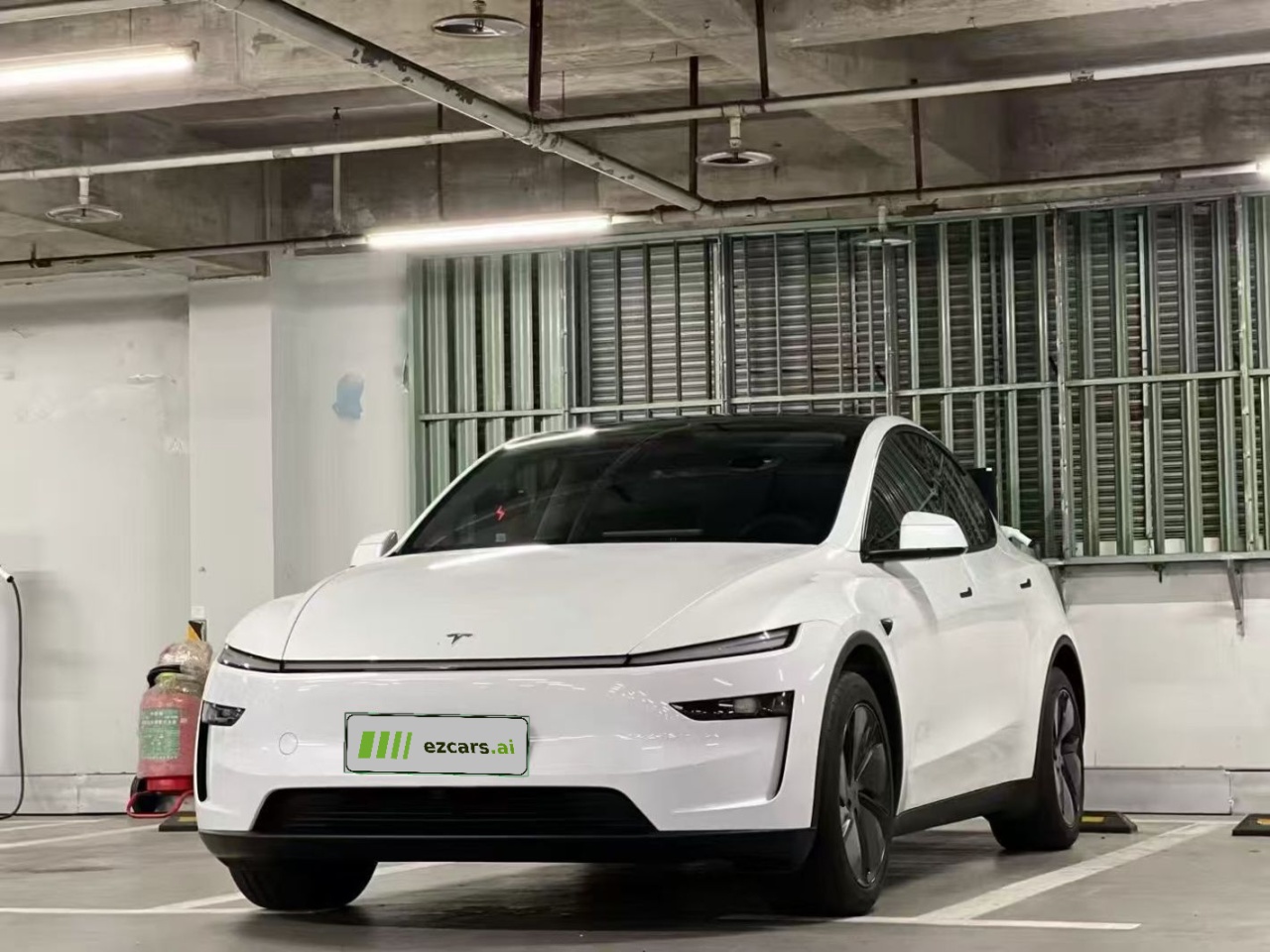 Model Y 2025 RWD