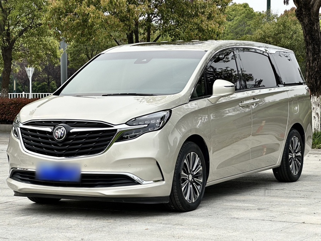 GL8 2021 ES 653T Luxury