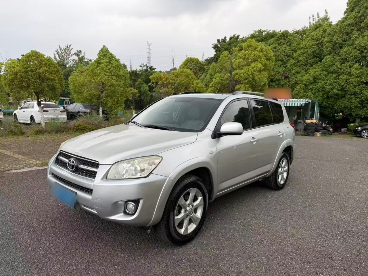 RAV4 2009 2.4L AT Luxury