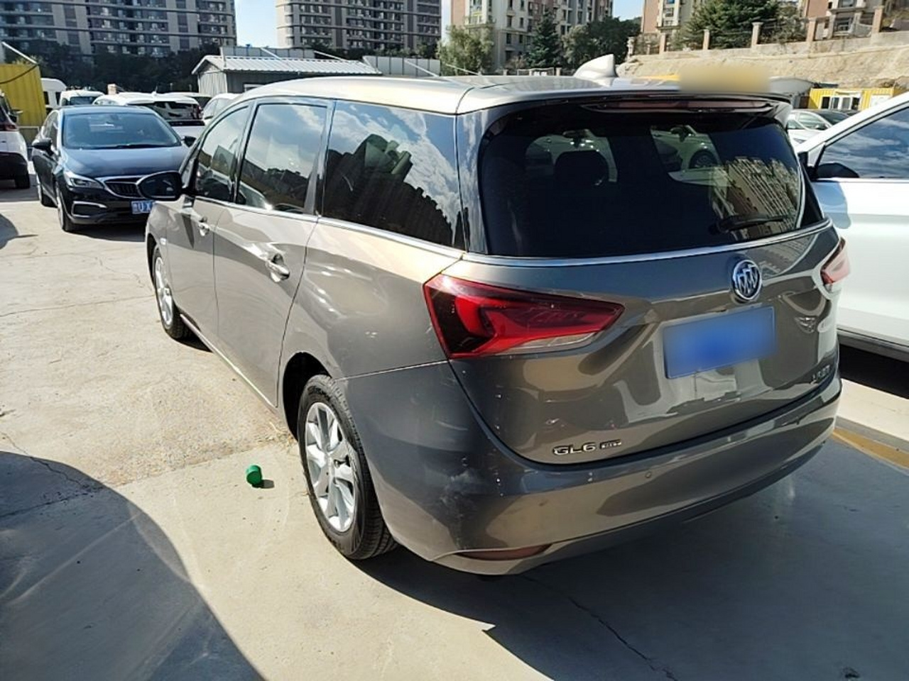 GL6 2018 18T 5-Seater Luxury photo 4