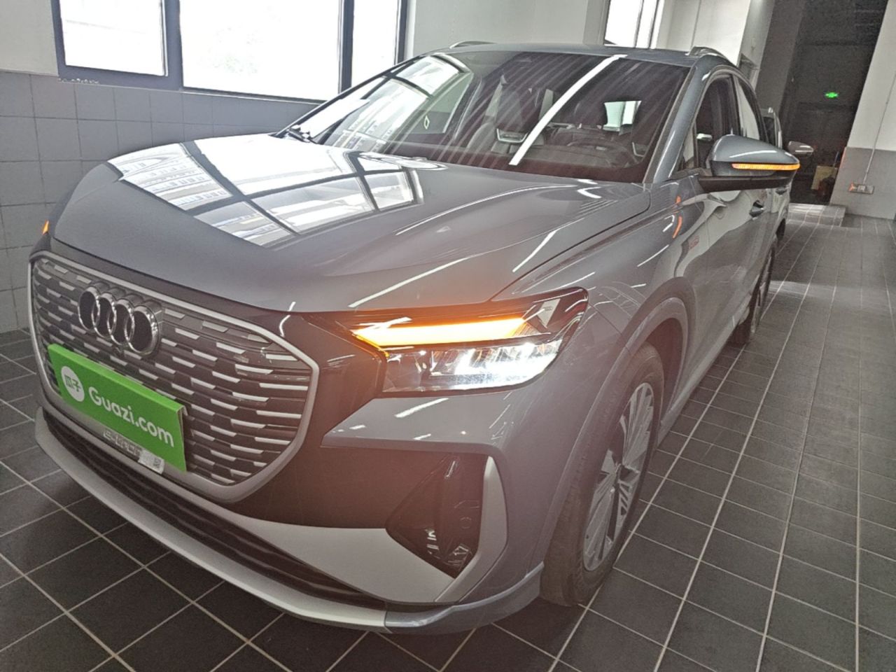 Q4 e-tron 2024 40 e-tron