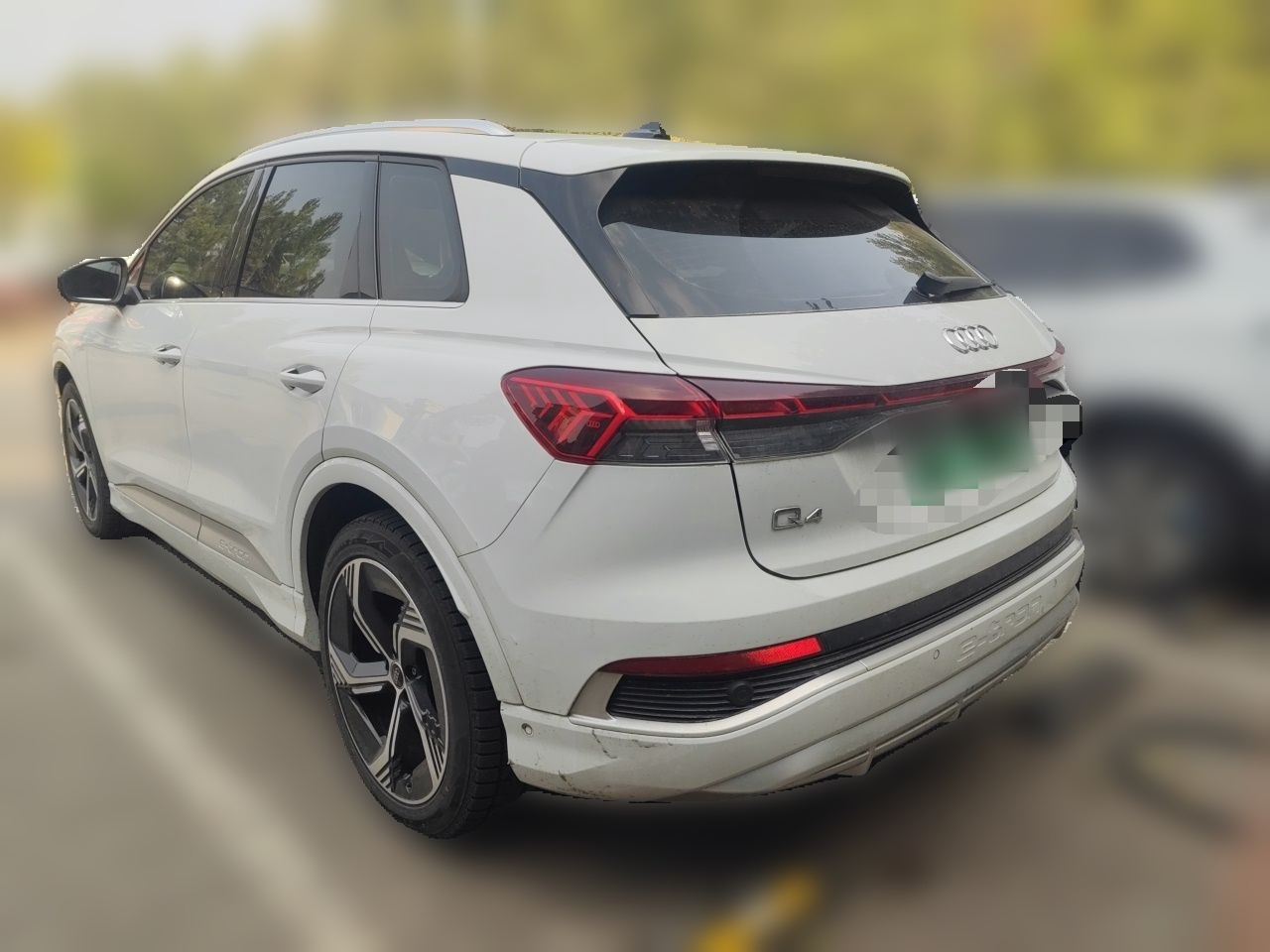 Q4 e-tron 2023 40 e-tron photo 4