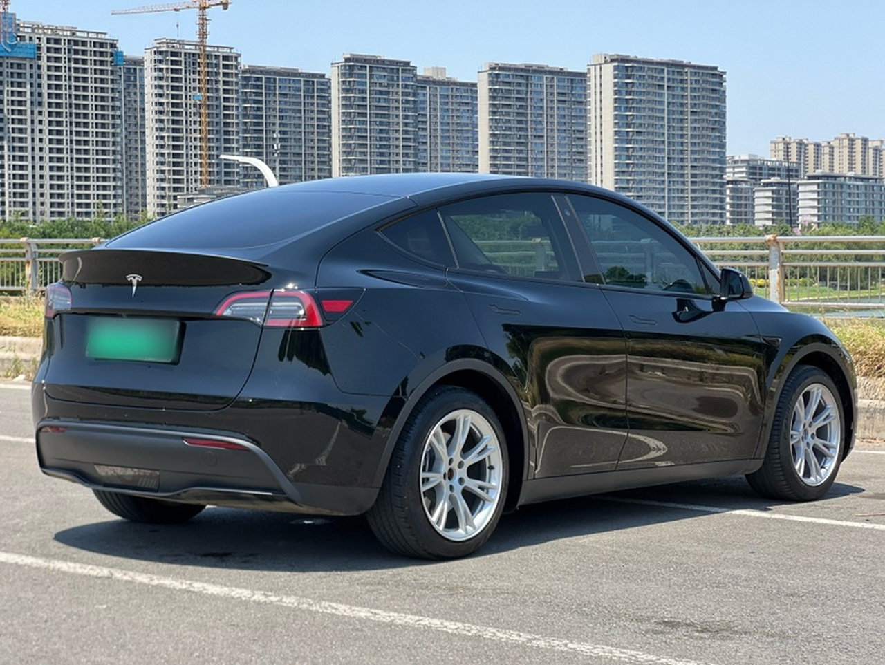 Model Y 2022 Facelift RWD photo 4
