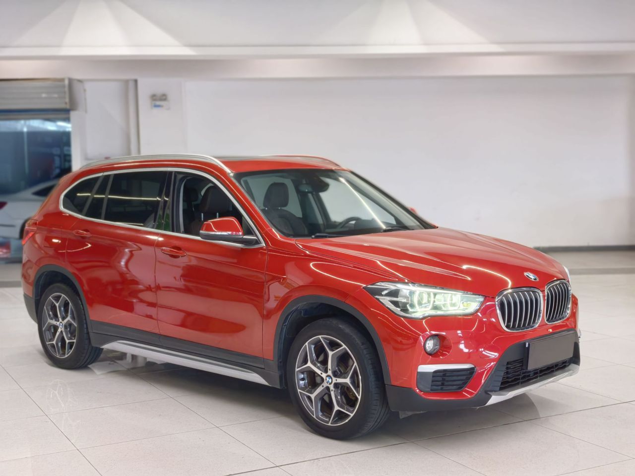 X1 2018 xDrive20Li Exclusive photo 3