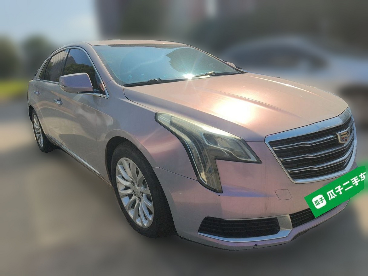 XTS 2018 28T Tech photo 3