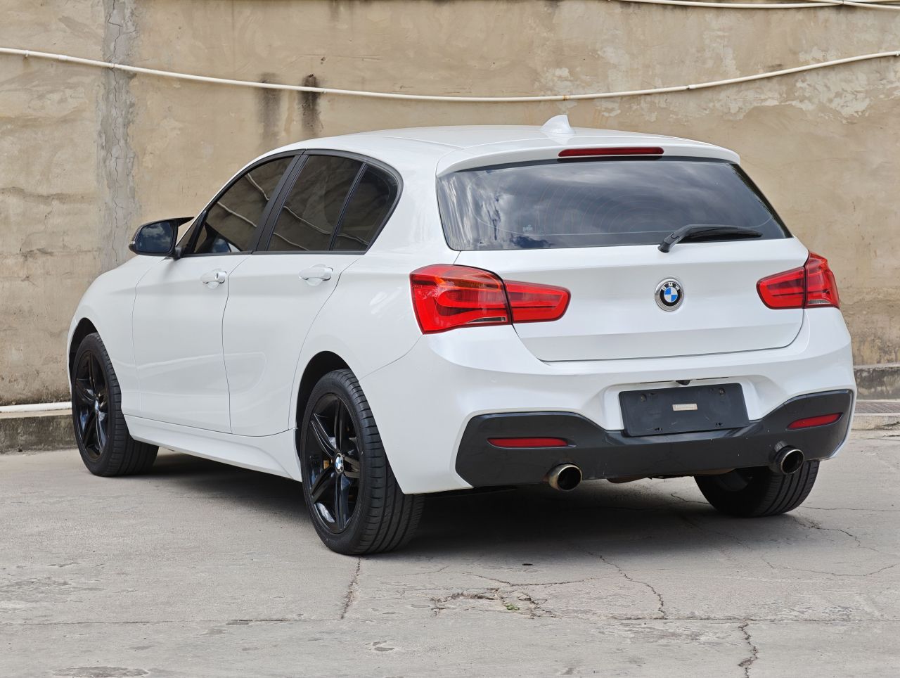 1 Series Imported 2015 120i Sport Design Package photo 4