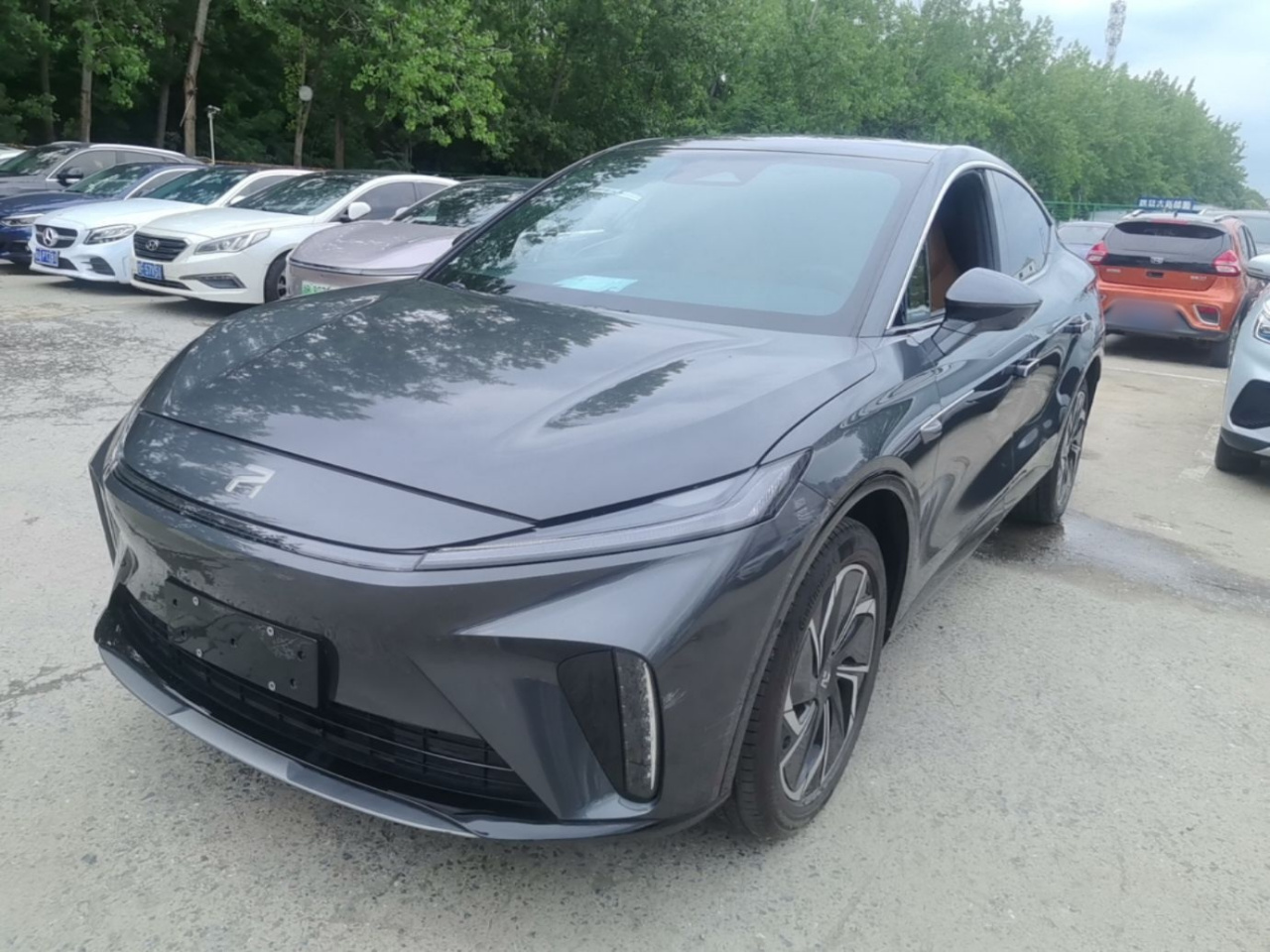 Rising Auto Rising Auto R7 2023