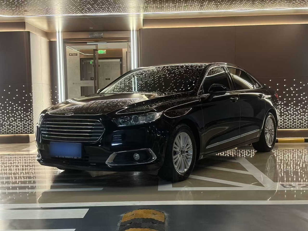 Taurus 2017 Facelift EcoBoost 245 Fashion