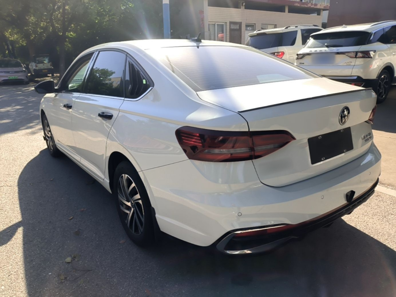 Lavida 2024 300TSI DSG Leading photo 4