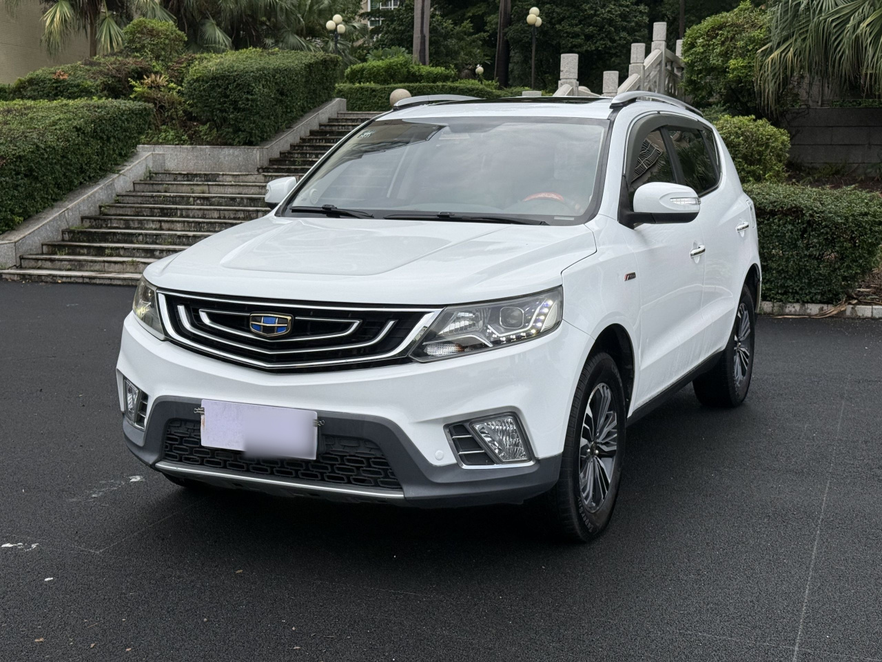 Vision X6 2016 1.3T CVT Luxury