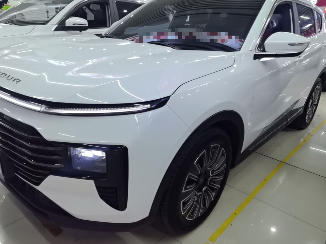 X70 PLUS 2025 1.5T Elite 5-Seater