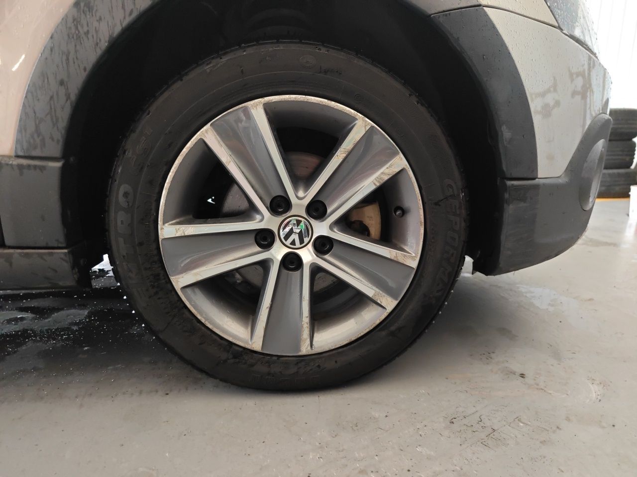 2012 1.6L Cross Polo AT photo 2