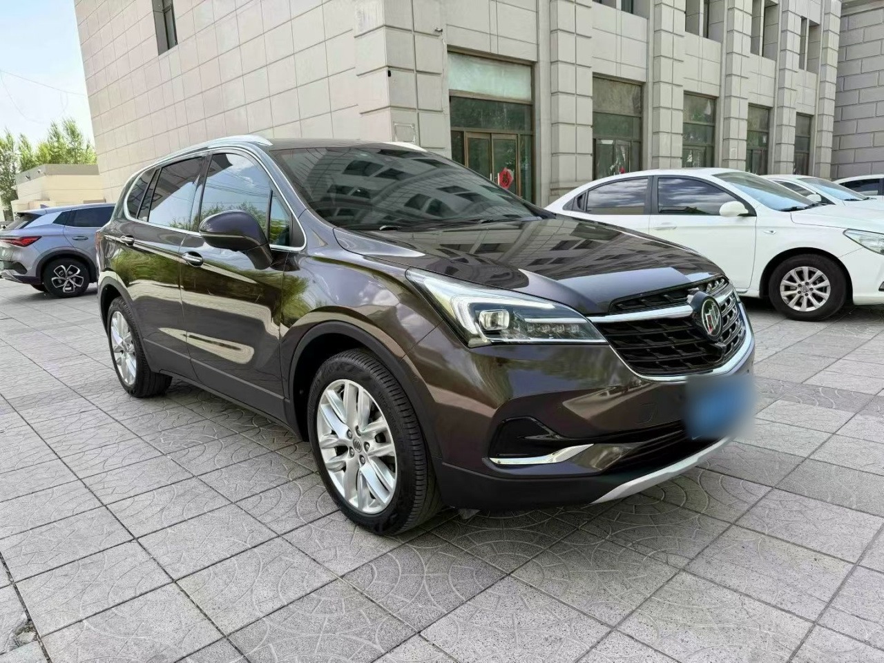 Envision 2020 28T AWD Luxury photo 3